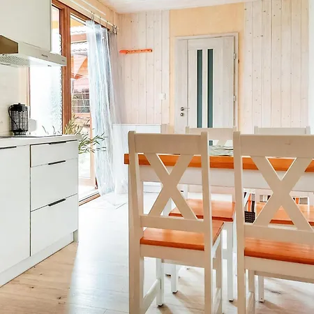 Cozy In Kladno With Kitchen Plesna (Koszalin)