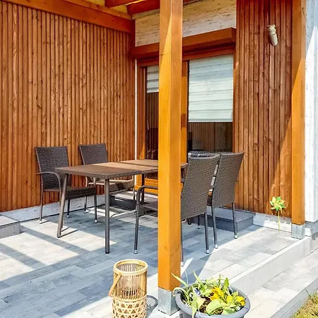 Cozy In Kladno With Kitchen Holiday home Plesna (Koszalin)
